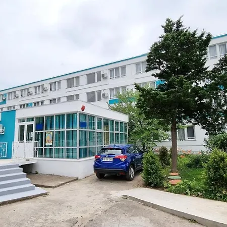 卡匹托尔酒店 3*