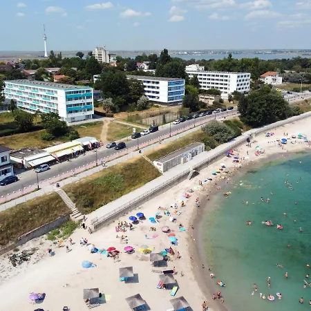 卡匹托尔酒店 3*